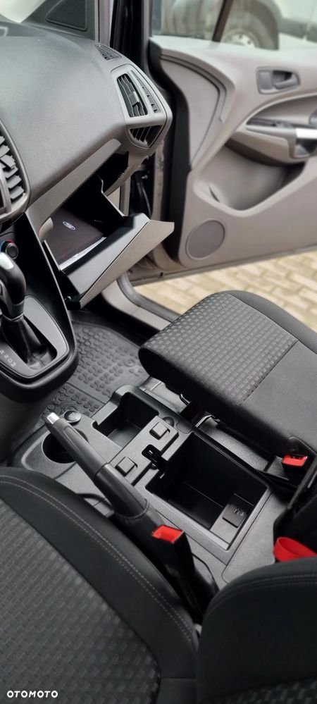 Ford Transit Connect - 6