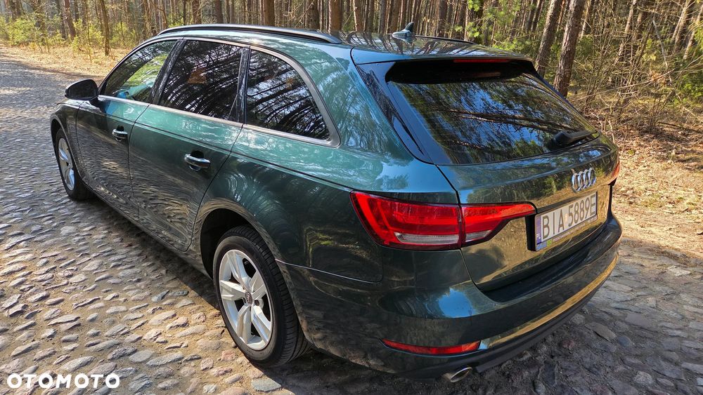 Audi A4 Avant 2.0 TDI DPF Ambiente - 4