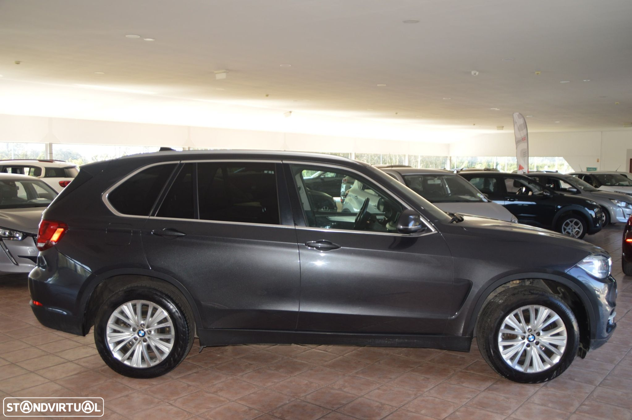 BMW X5 25 d sDrive Comfort 7L - 6