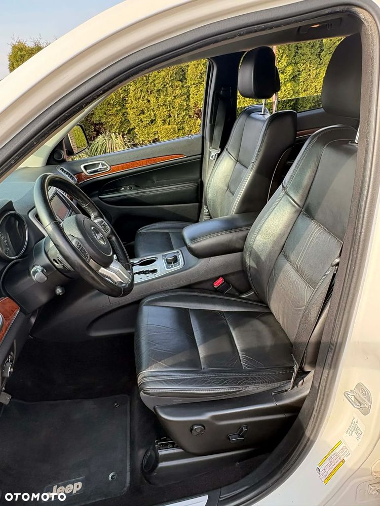 Jeep Grand Cherokee - 11