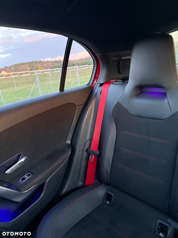 Mercedes-Benz Klasa A 35 AMG 4-Matic 7G-DCT - 24