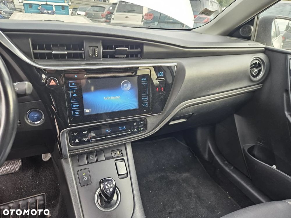 Toyota Auris - 21