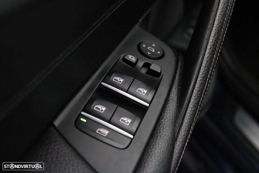 BMW 520 d Line Luxury Auto - 30