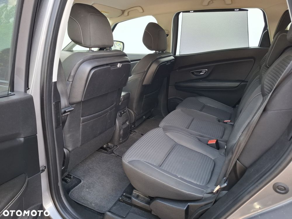 Renault Grand Scenic - 11