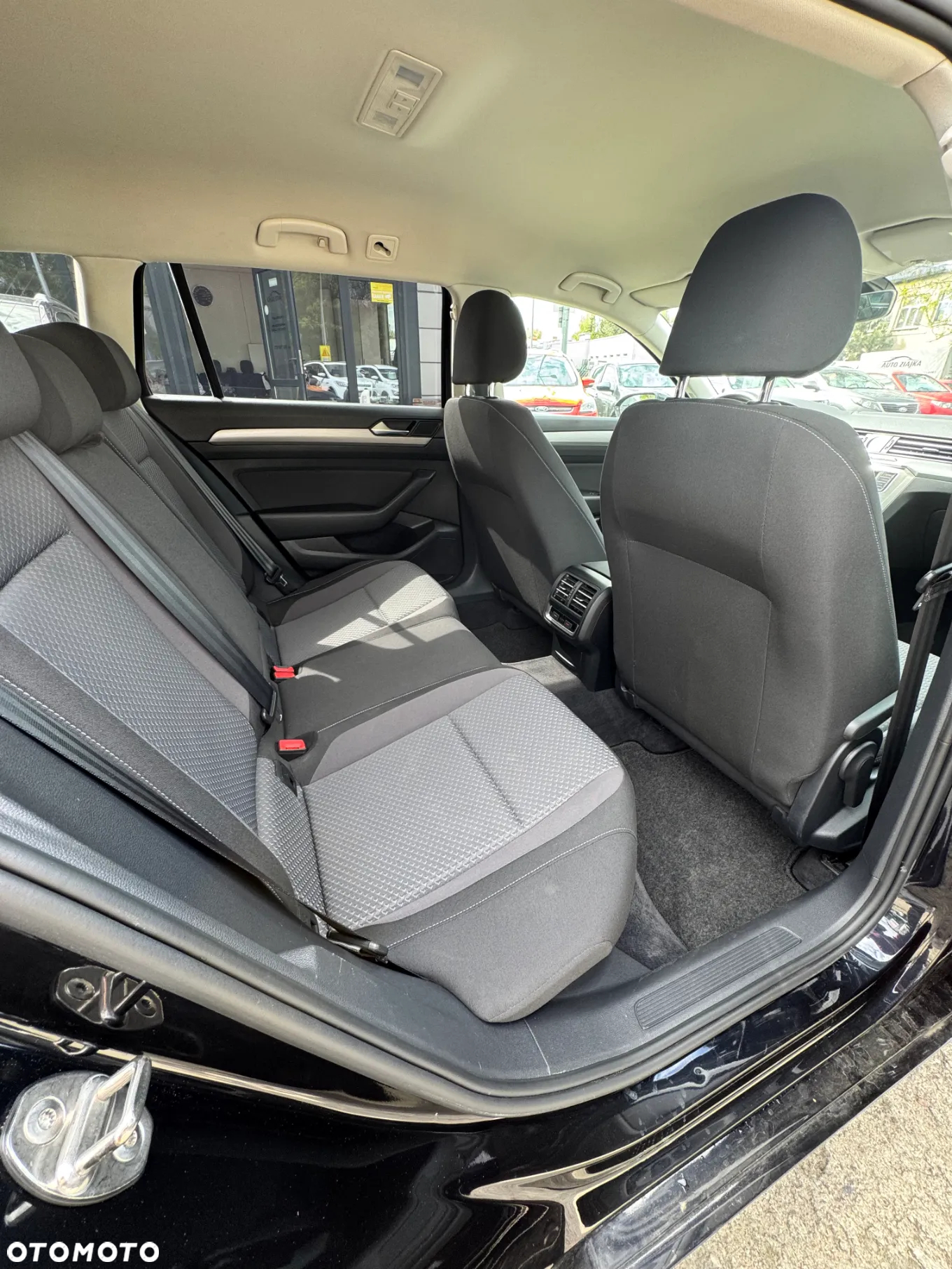 Volkswagen Passat 2.0 TDI BMT Comfortline - 21