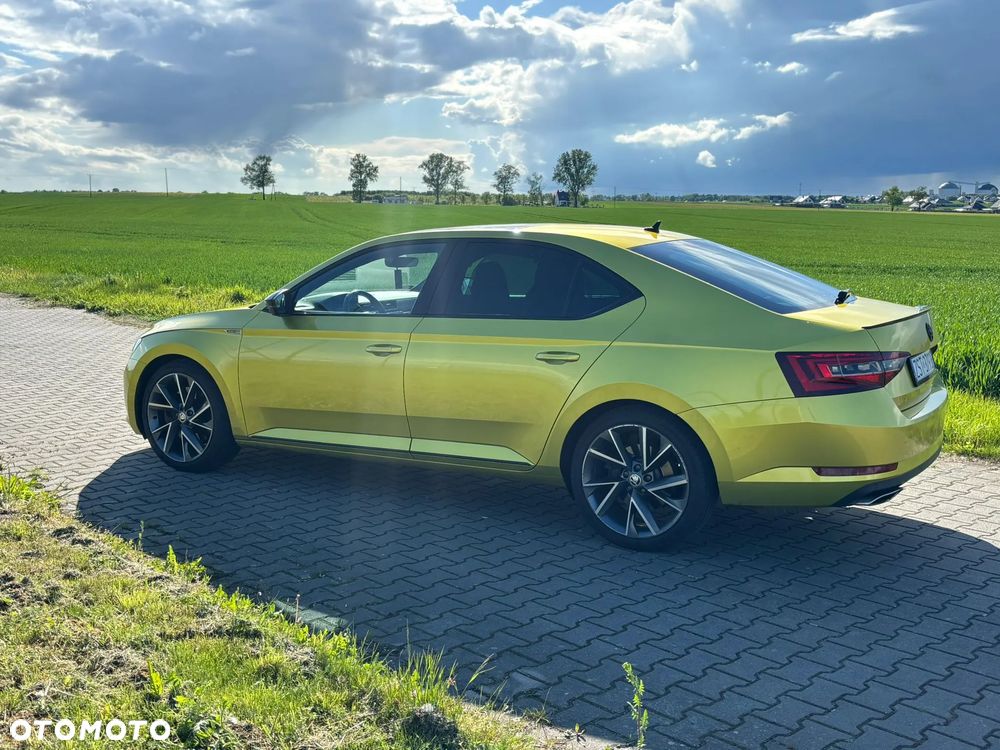 Skoda Superb 2.0 TSI 4x4 Sportline DSG - 5