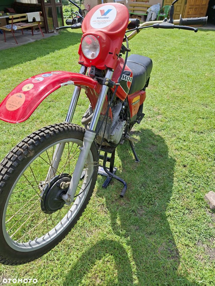Honda XL - 1