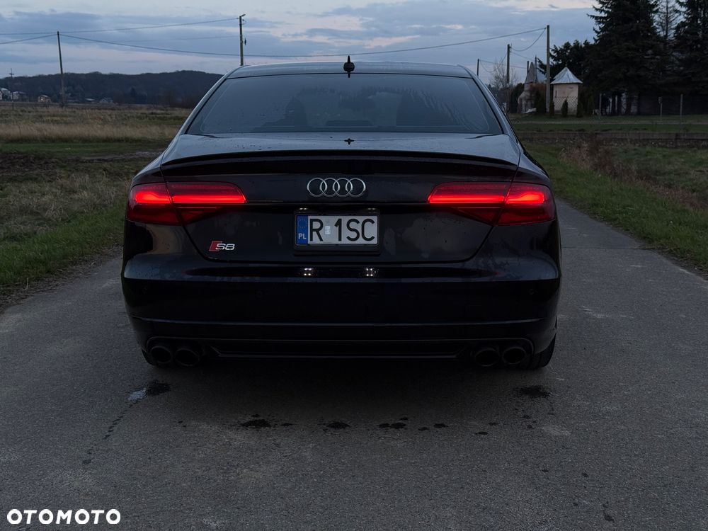 Audi S8 Plus 4.0 TFSI Quattro - 5