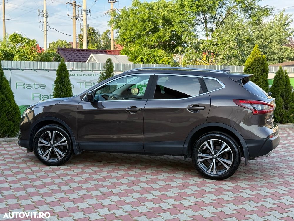 Nissan Qashqai 1.3 DIG-T DCT N-CONNECTA - 8