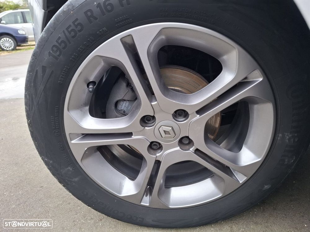 Renault Clio Sport Tourer 0.9 TCe GT Line - 51