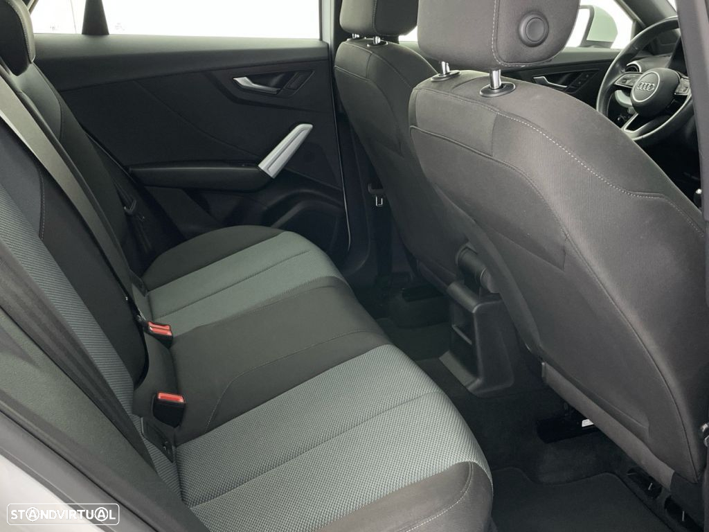Audi Q2 1.0 TFSI Design - 25