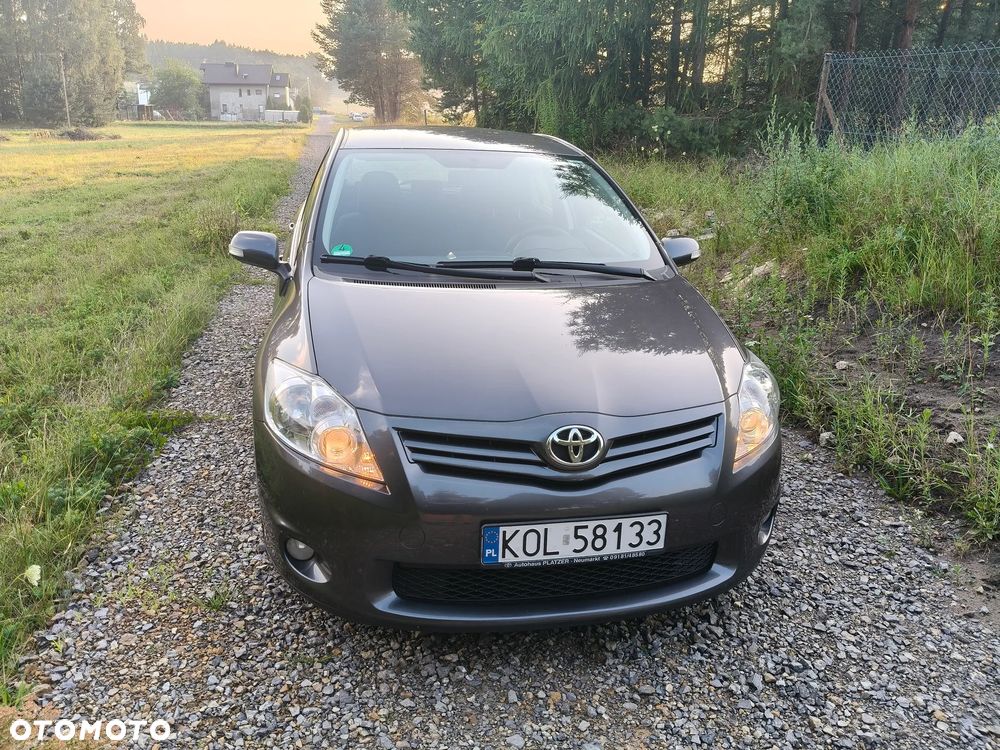 Toyota Auris 1.6 Executive - 9