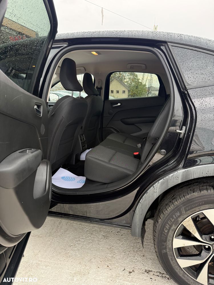 Renault Arkana E-TECH 145 Evolution - 23