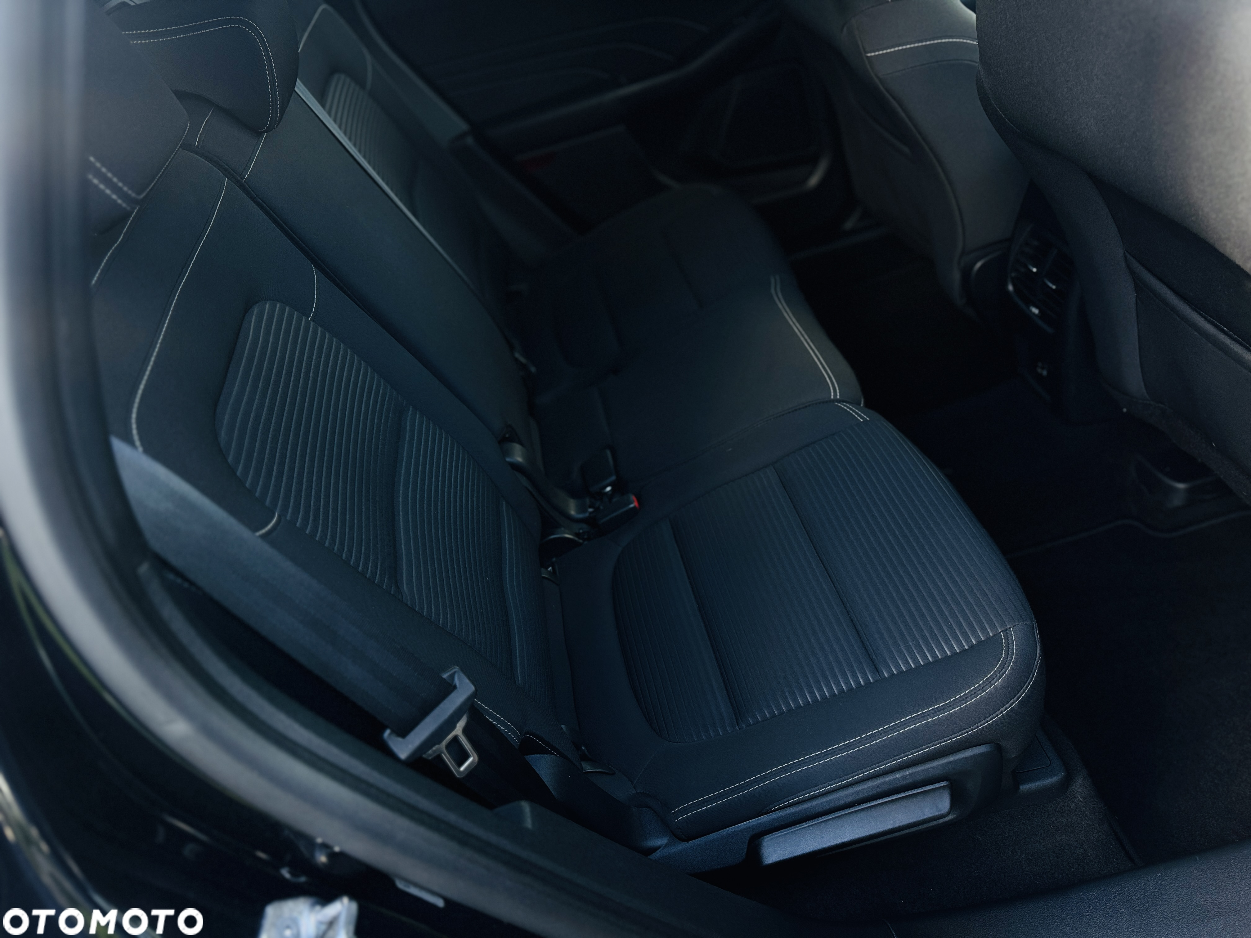 Ford Kuga 1.5 EcoBlue FWD Titanium - 11