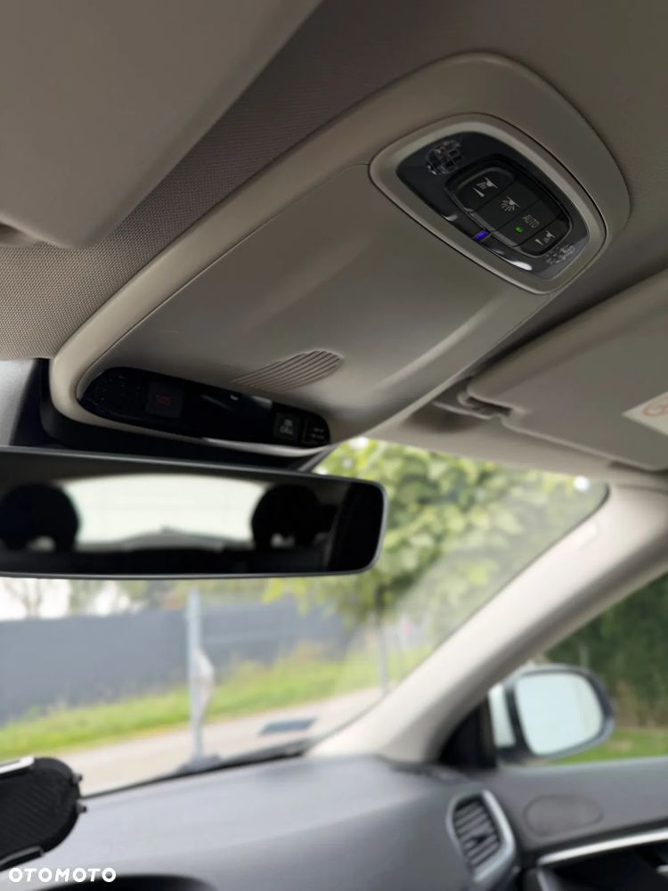 Volvo V40 D4 Drive-E Inscription - 34