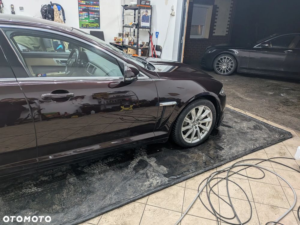 Jaguar XF 2.2 D Portfolio - 6