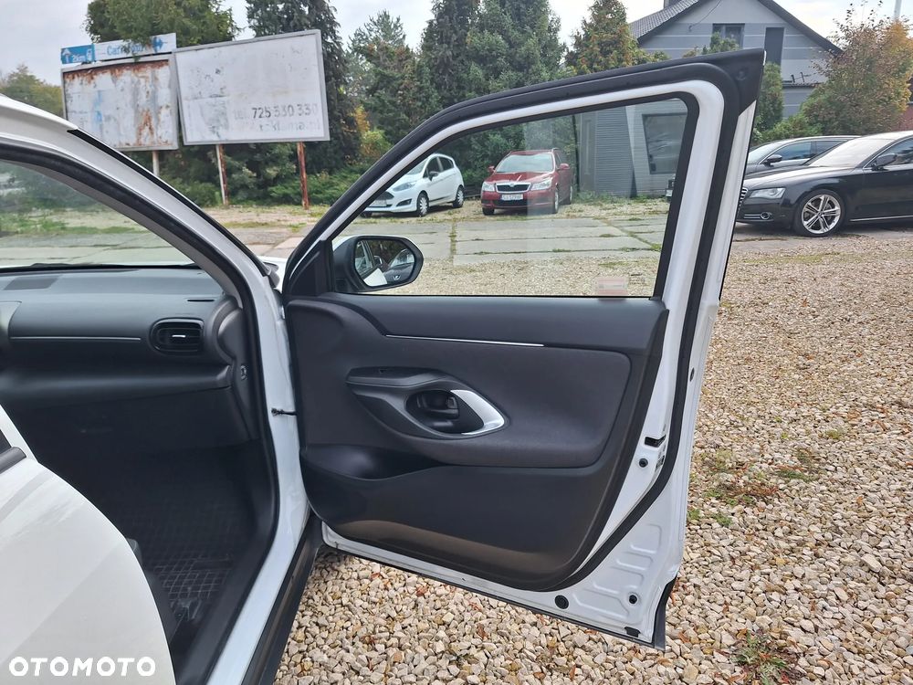 Toyota Yaris Cross Hybrid 1.5 Executive - 21