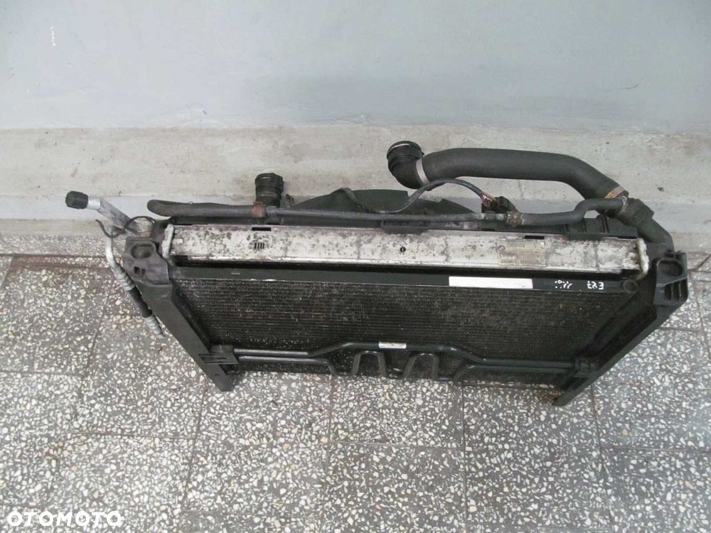 BMW 1 E87 116 1.6 04- CHLODNICE KOMPLET - 2