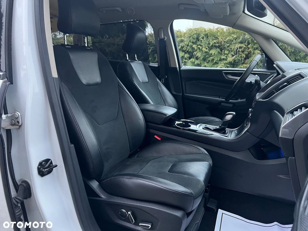 Ford S-Max ver-2-0-tdci-4wd-titanium-powershift - 18