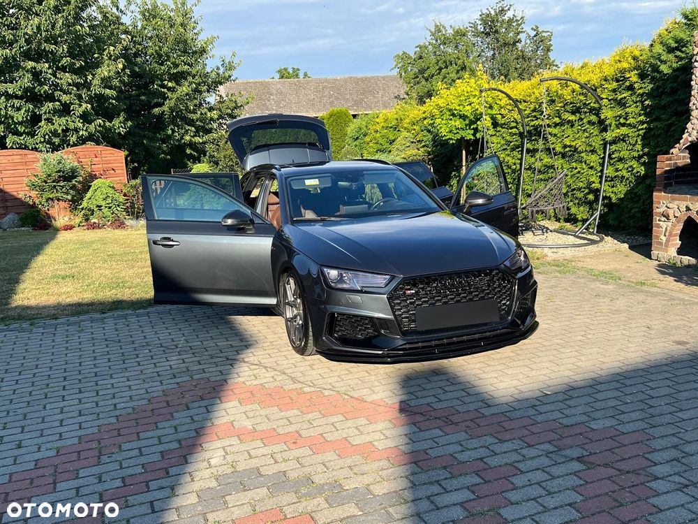 Audi A4 Avant 2.0 TDI Quattro S tronic - 31