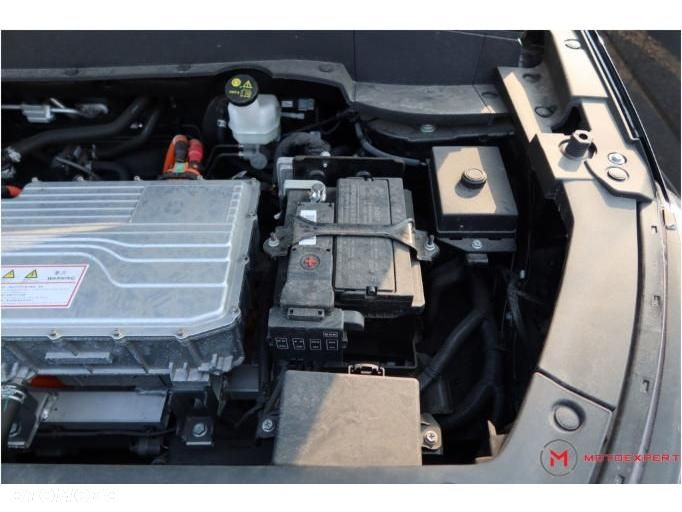 Seres 3 53kWh Luxury - 34