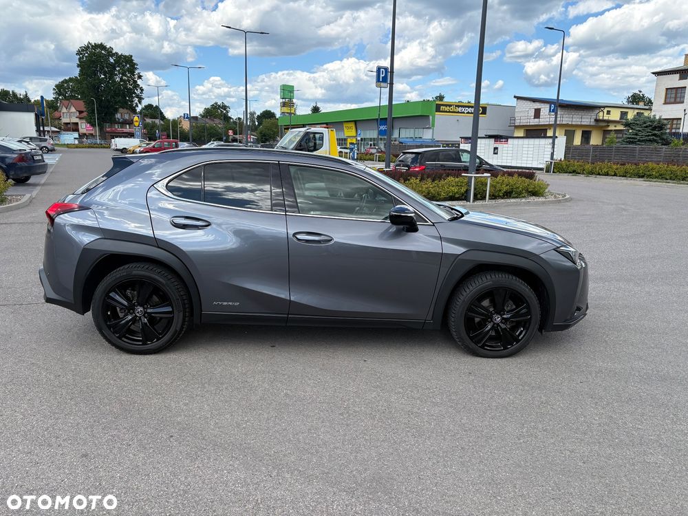 Lexus UX 250h GPF F Impression 2WD - 7
