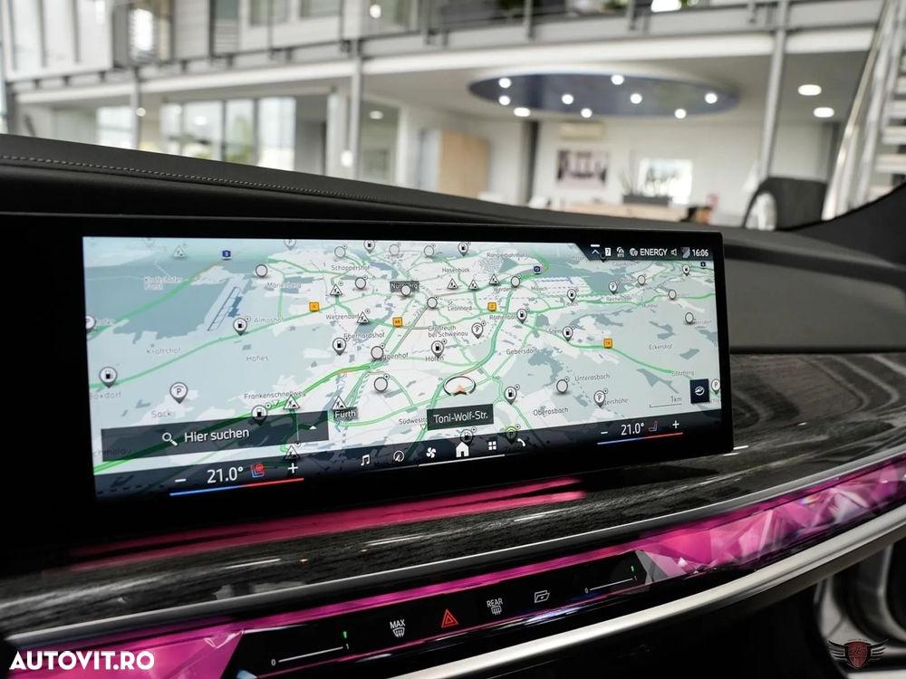 BMW Seria 7 740d xDrive - 32