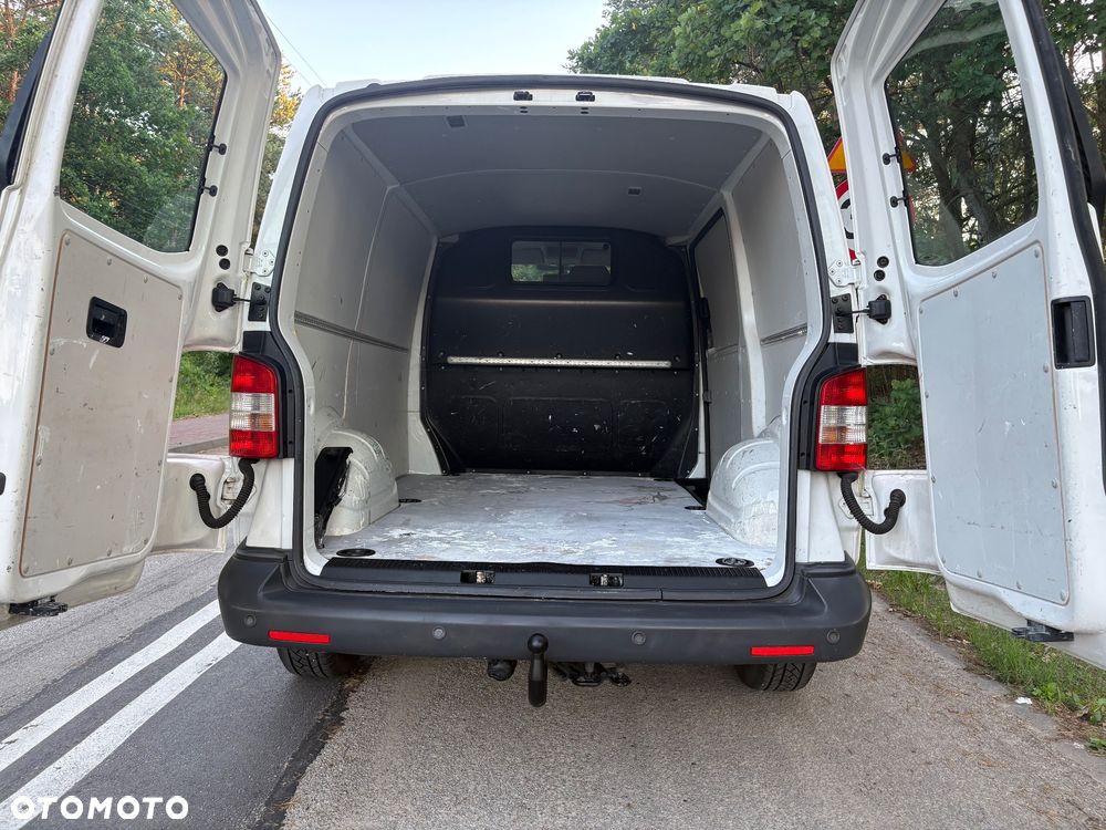 Volkswagen Transporter - 22