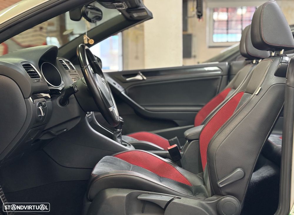 VW Golf Cabriolet 1.6 TDi Lounge - 20