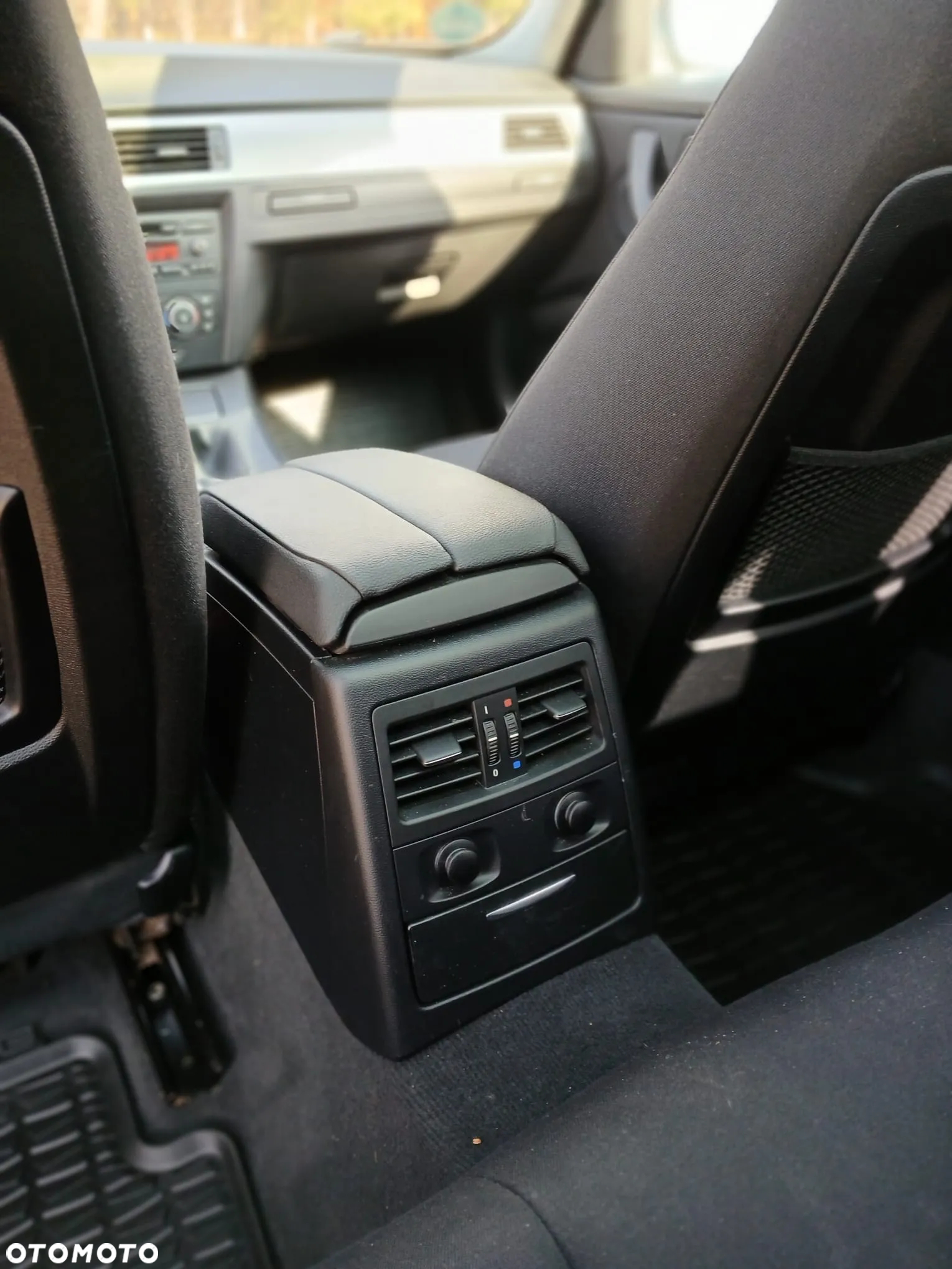 BMW Seria 3 320i - 19