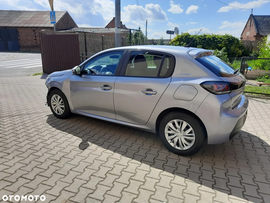 Peugeot 208 - 7