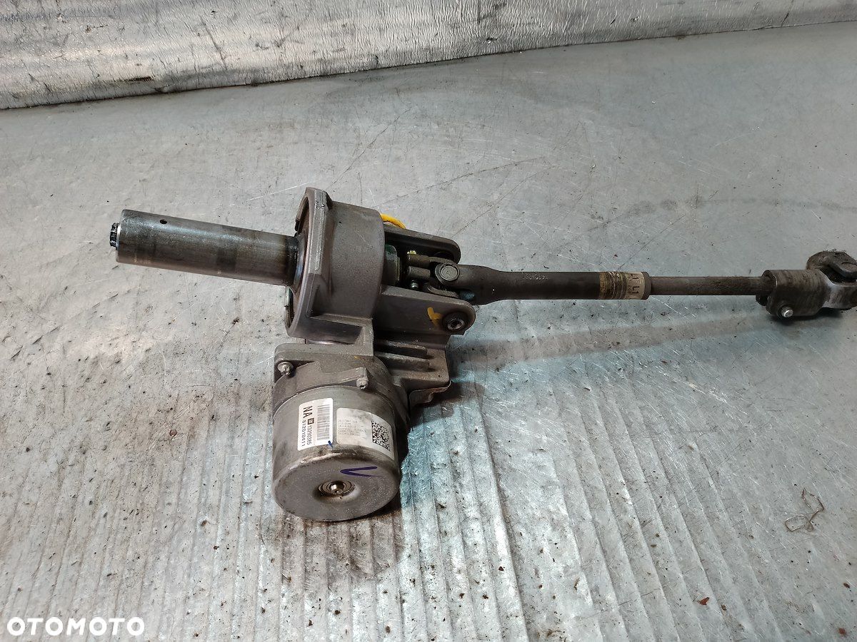 PION KIEROWNICZY OPEL CORSA D 13290385 - 1