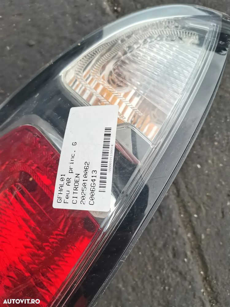Stop Stanga cod: 9681727280 pentru Citroen C3 Picasso din 2011 - 2