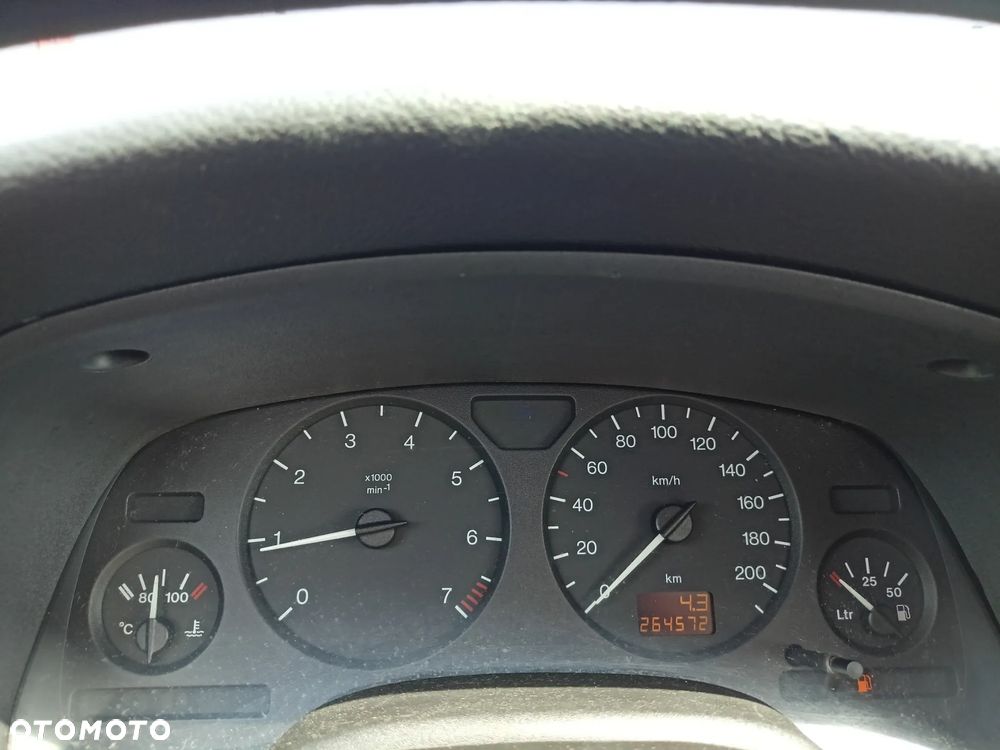 Opel Astra - 16