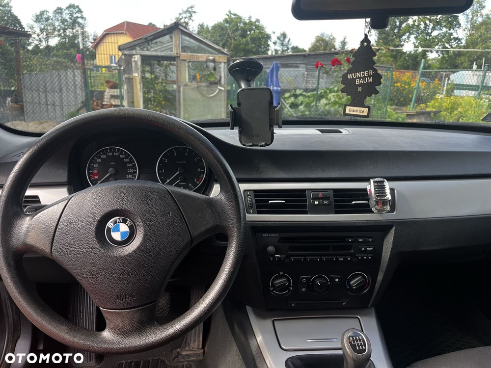 BMW Seria 3 - 2