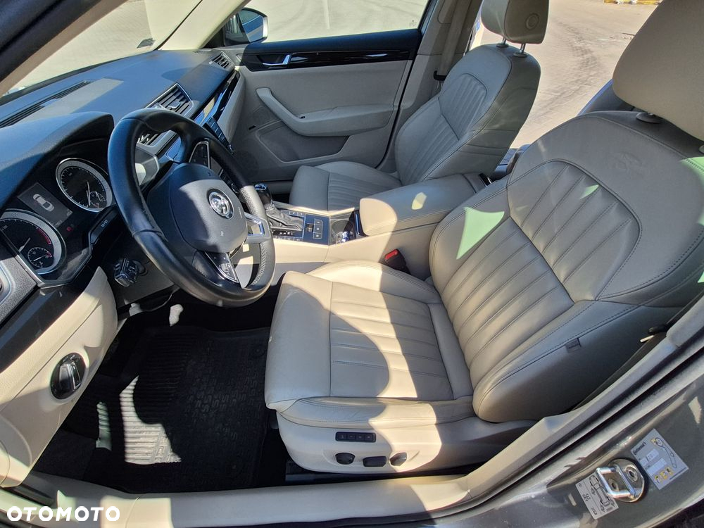Skoda Superb 2.0 TDI L&K DSG - 8