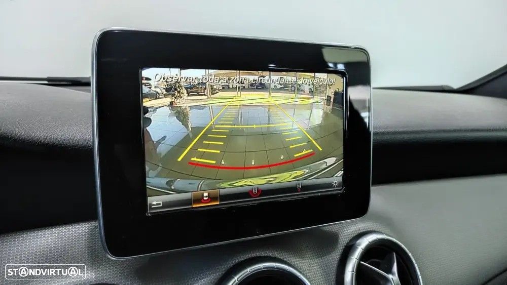 Mercedes-Benz CLA 200 - 31