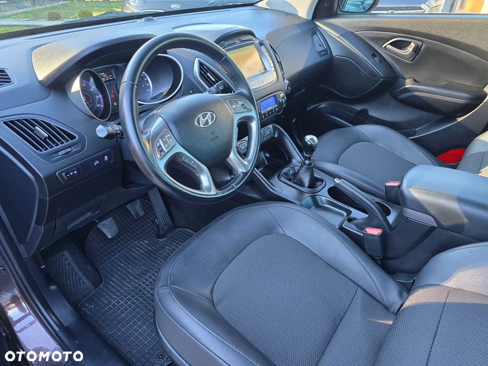 Hyundai ix35 1.6 GDI Premium 2WD - 24