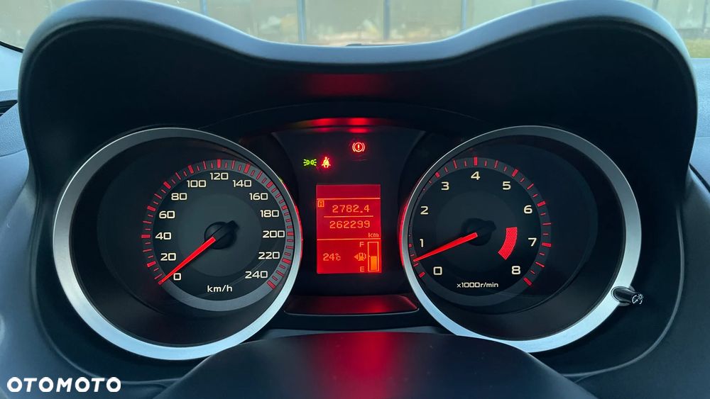 Mitsubishi Lancer 1.8 Intense - 14