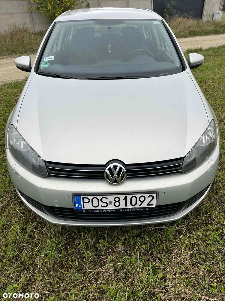 Volkswagen Golf - 6