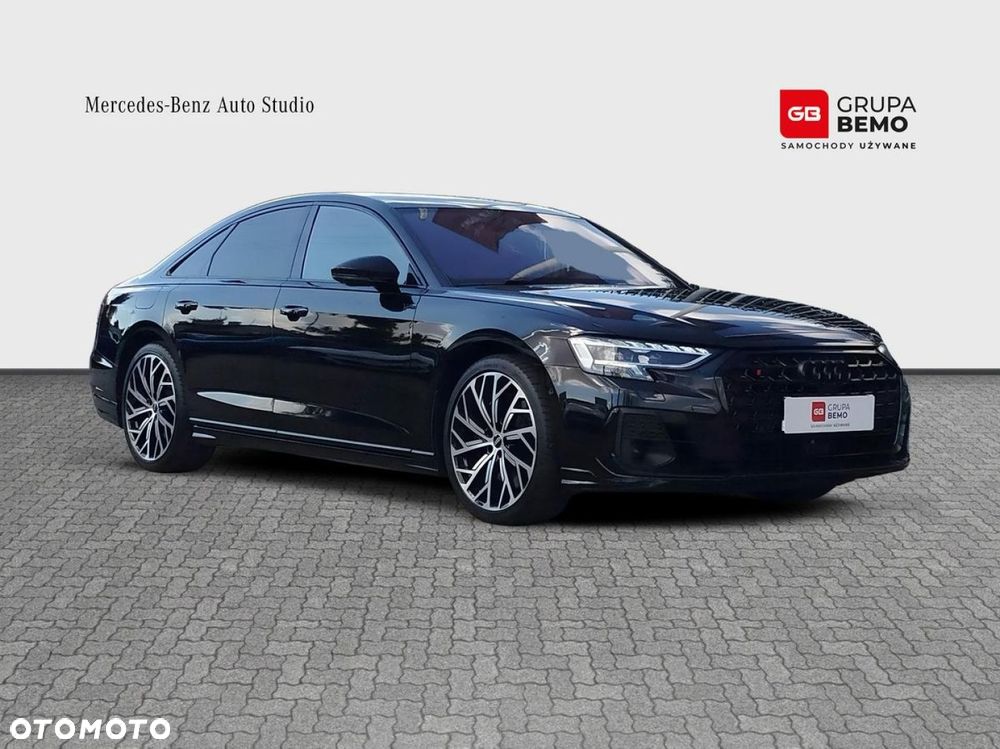 Audi S8 - 9