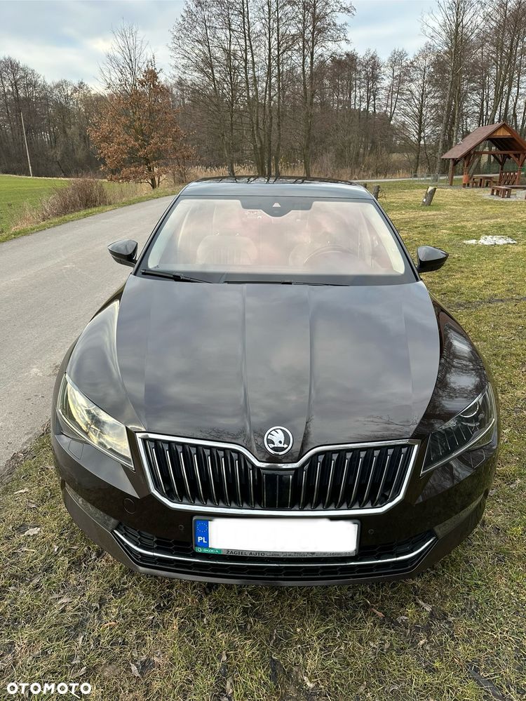 Skoda Superb 2.0 TDI 4x4 L&K DSG - 2