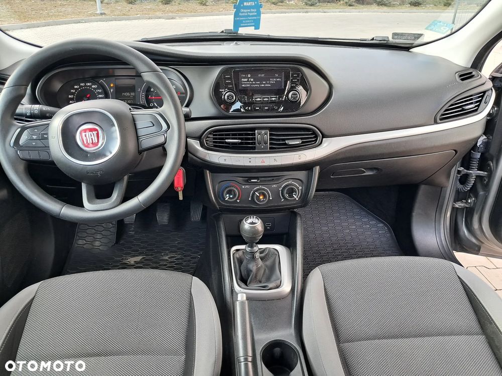 Fiat Tipo 1.4 16V Easy - 8
