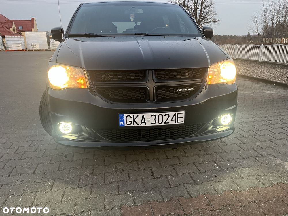 Dodge Grand Caravan 3.6 R/T - 5