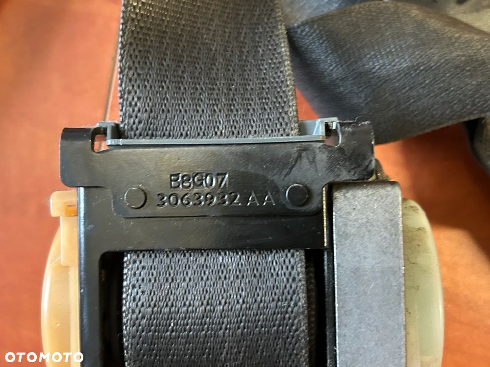 Opel Insignia A 306981299 3063932AA Pas bezpieczeństwa Przód - 15