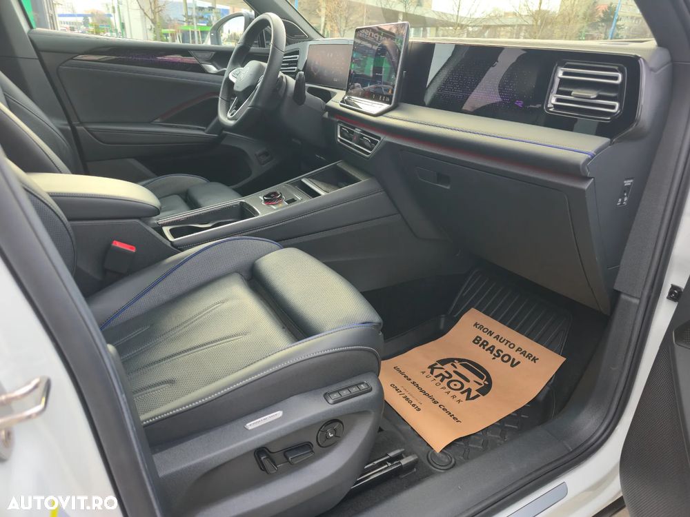 Volkswagen Tiguan 2.0 TDI SCR 4Motion DSG R-Line - 13