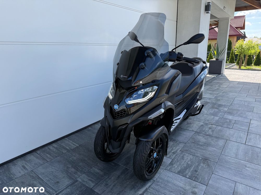 Piaggio MP-3 - 13
