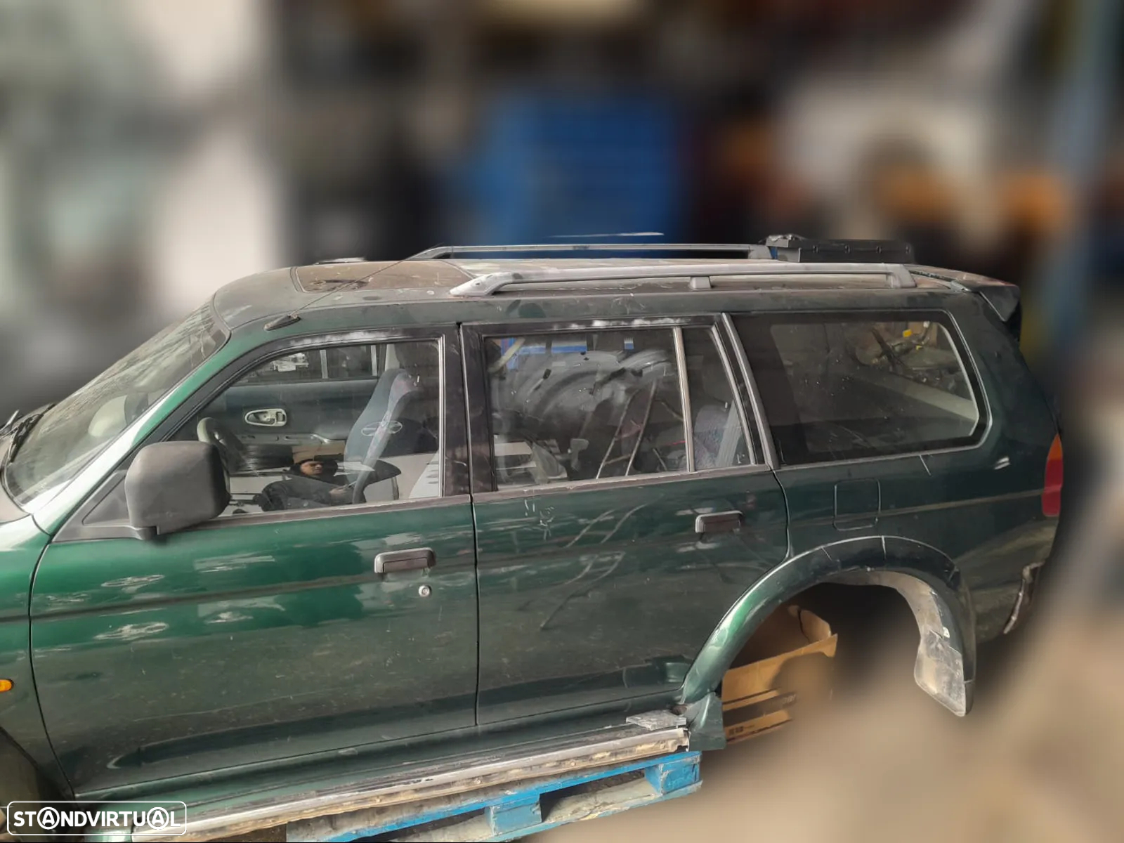 Mitsubishi Pajero Sportwagon 2 5 Td de 2001 para peças - 3
