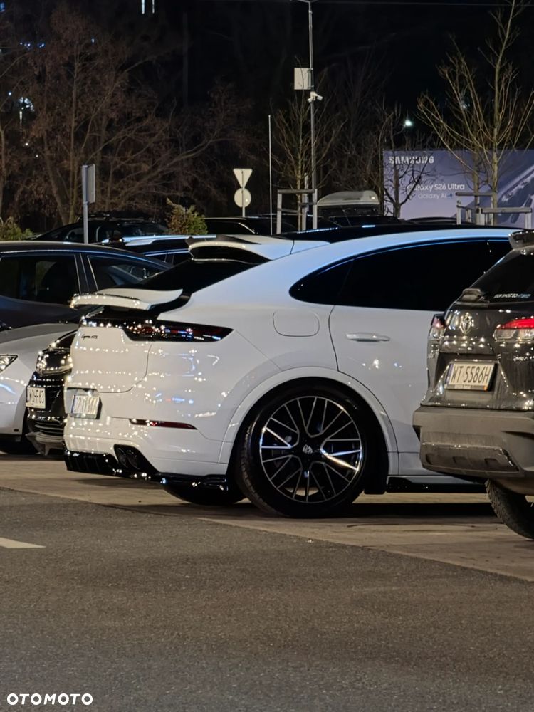 Porsche Cayenne - 16