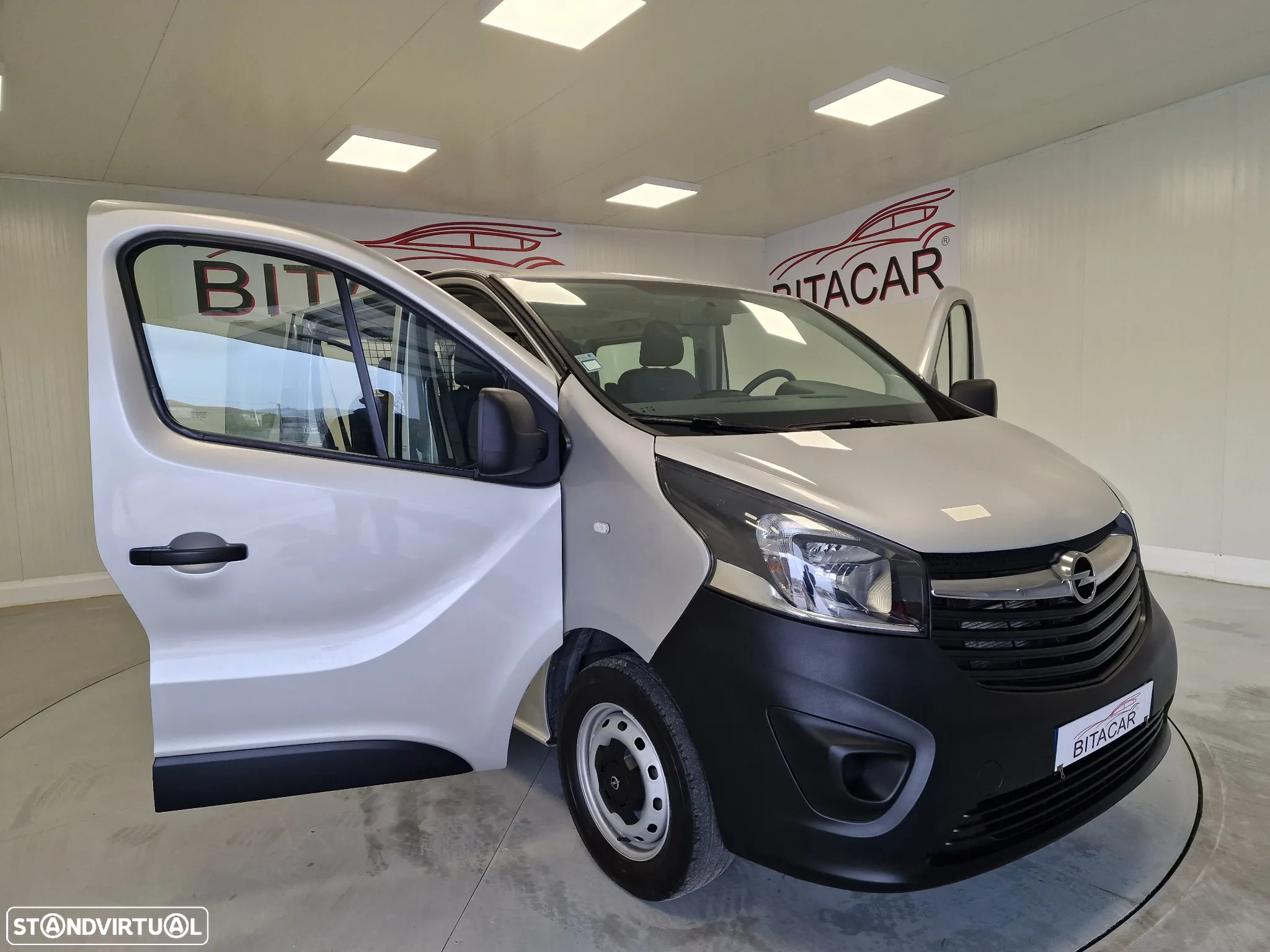Opel VIVARO COMBI 1.6 CDTI L1H1 APENAS 28.000KMS - 12